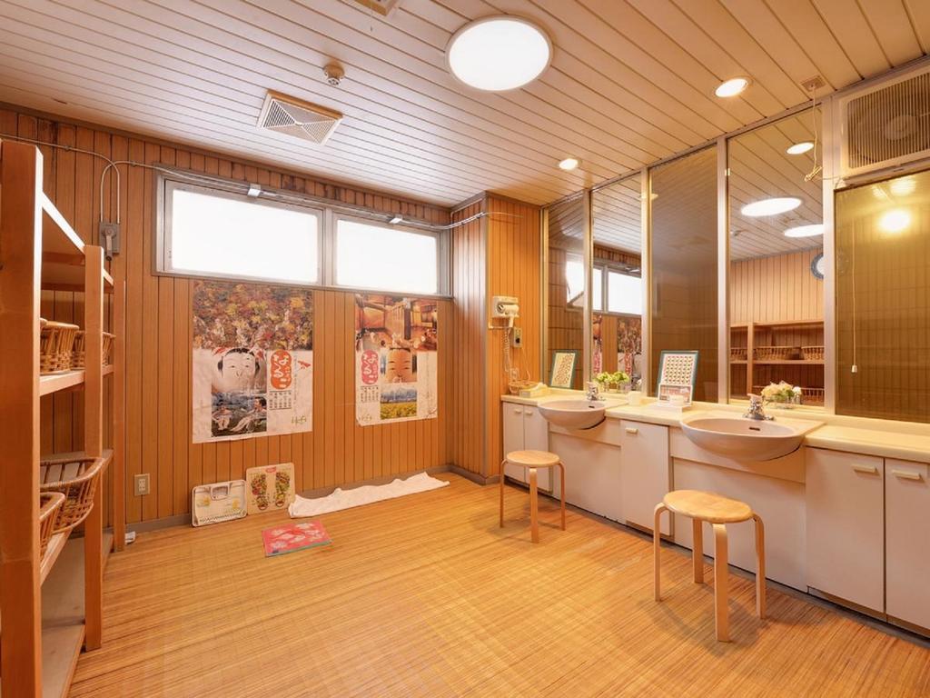 ホテルKanshichiyu 大崎市 エクステリア 写真